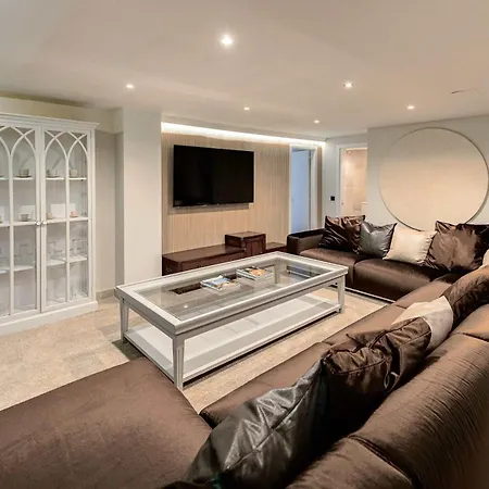 Nord Elegant Getaway Private Pool Villa