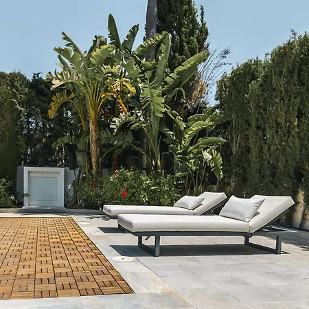 Nord Elegant Getaway Private Pool Villa *