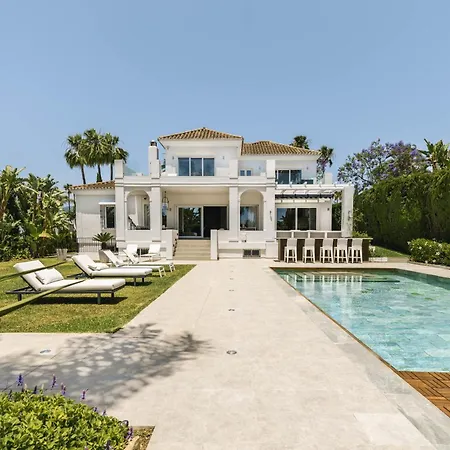 Nord Elegant Getaway Private Pool