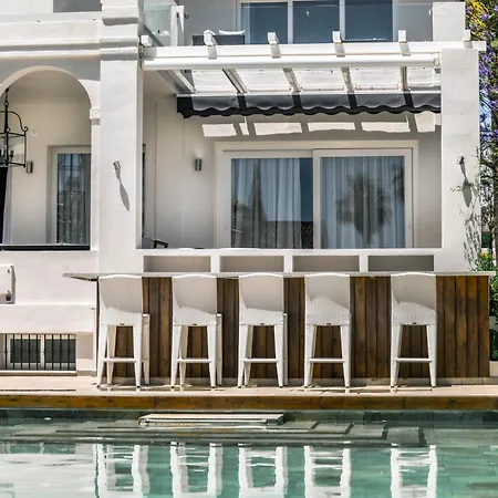 Nord Elegant Getaway Private Pool ヴィラ *