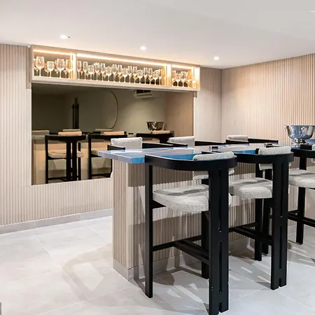Nord Elegant Getaway Private Pool ヴィラ