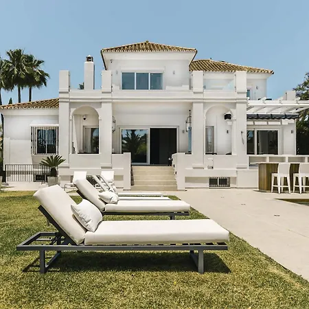 Nord Elegant Getaway Private Pool Villa Marbella