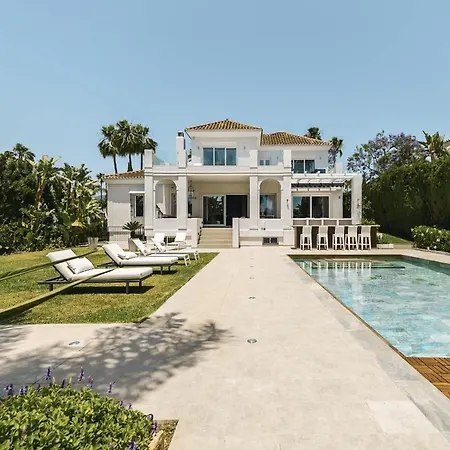 Nord Elegant Getaway Private Pool