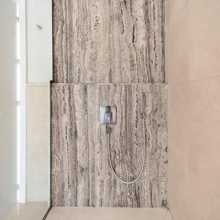 Nord Elegant Getaway Private Pool Willa