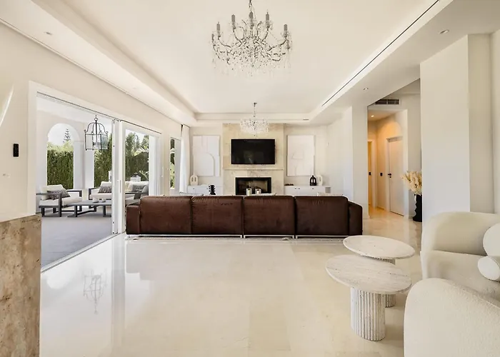 Nord Elegant Getaway Private Pool Villa Marbella