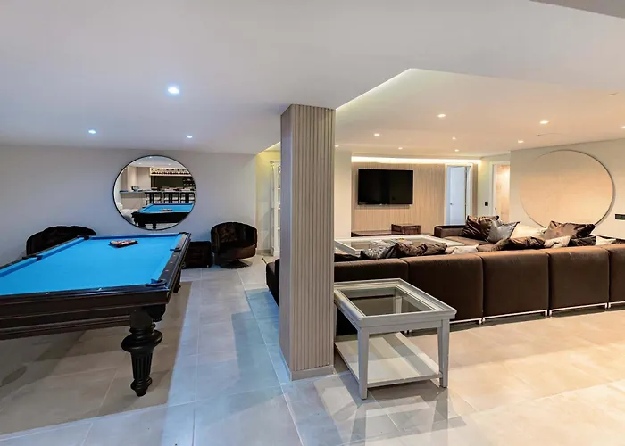 Nord Elegant Getaway Private Pool Marbella